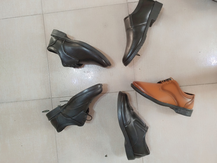 کفش مردانه مجلسی طرح ترک بغل کش داخل مخمل